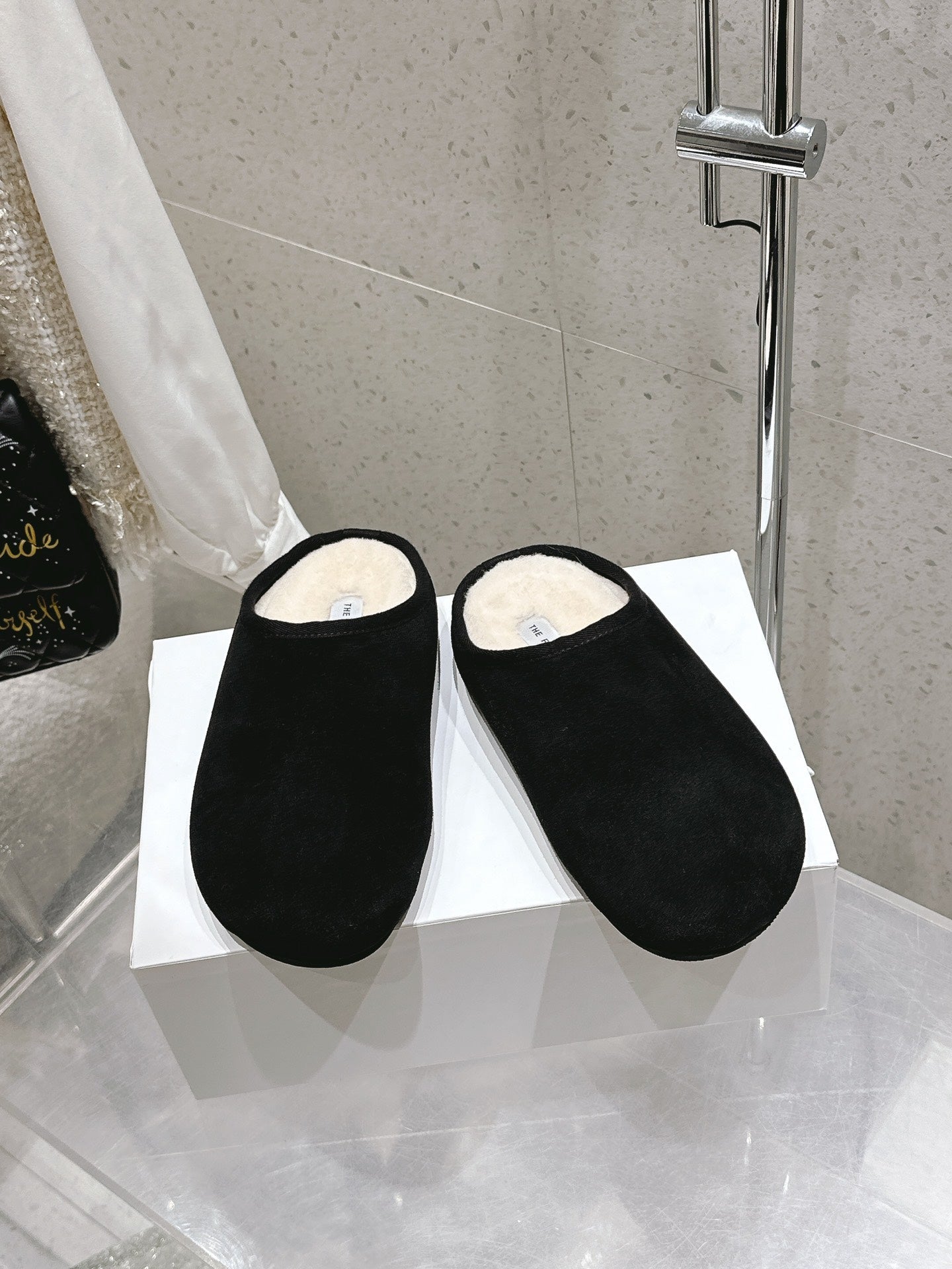 The Row 2025 Slipper Black White Cowhide Wool 402119