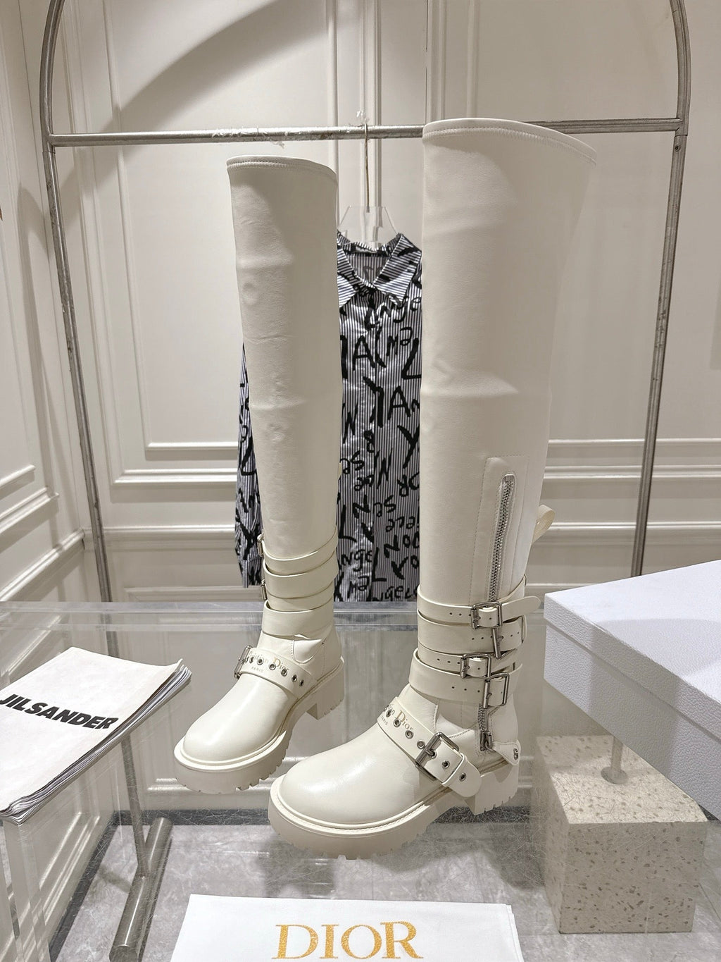 Dior 2025 Hight Boot White Cowhide 565777