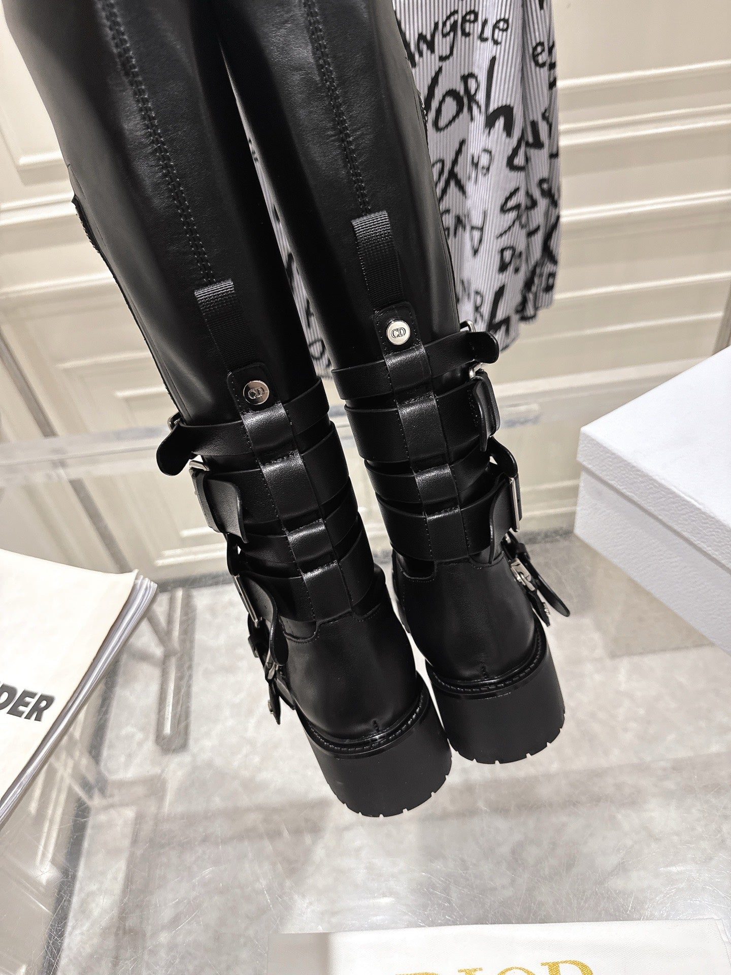 Dior 2025 Hight Boot Black Cowhide 565776