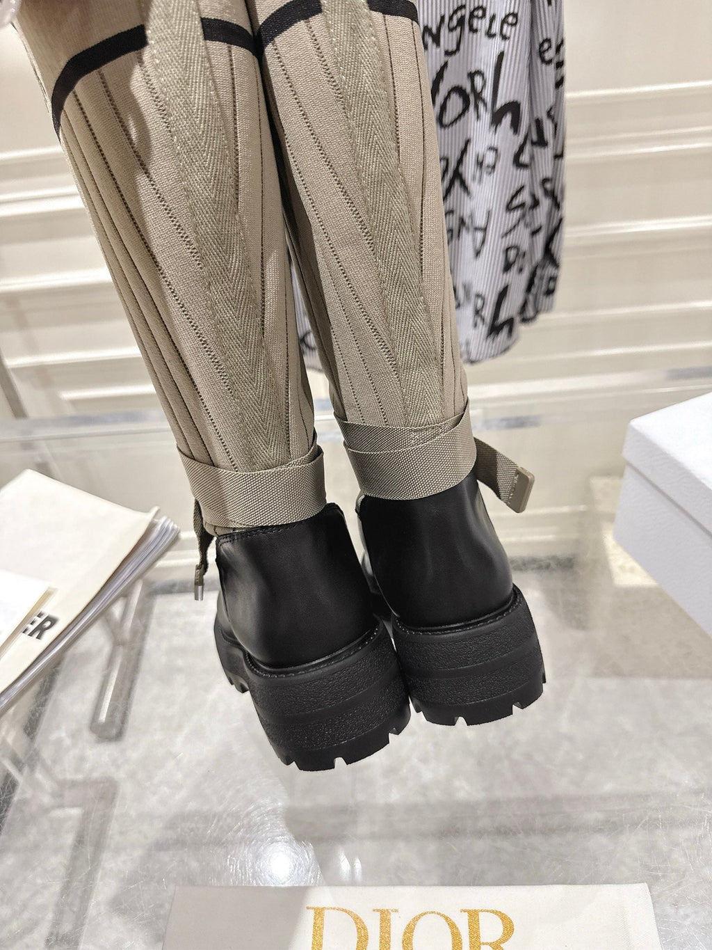 CD Hight Stocking Riding Boots Taupe Black Cowhide 565793