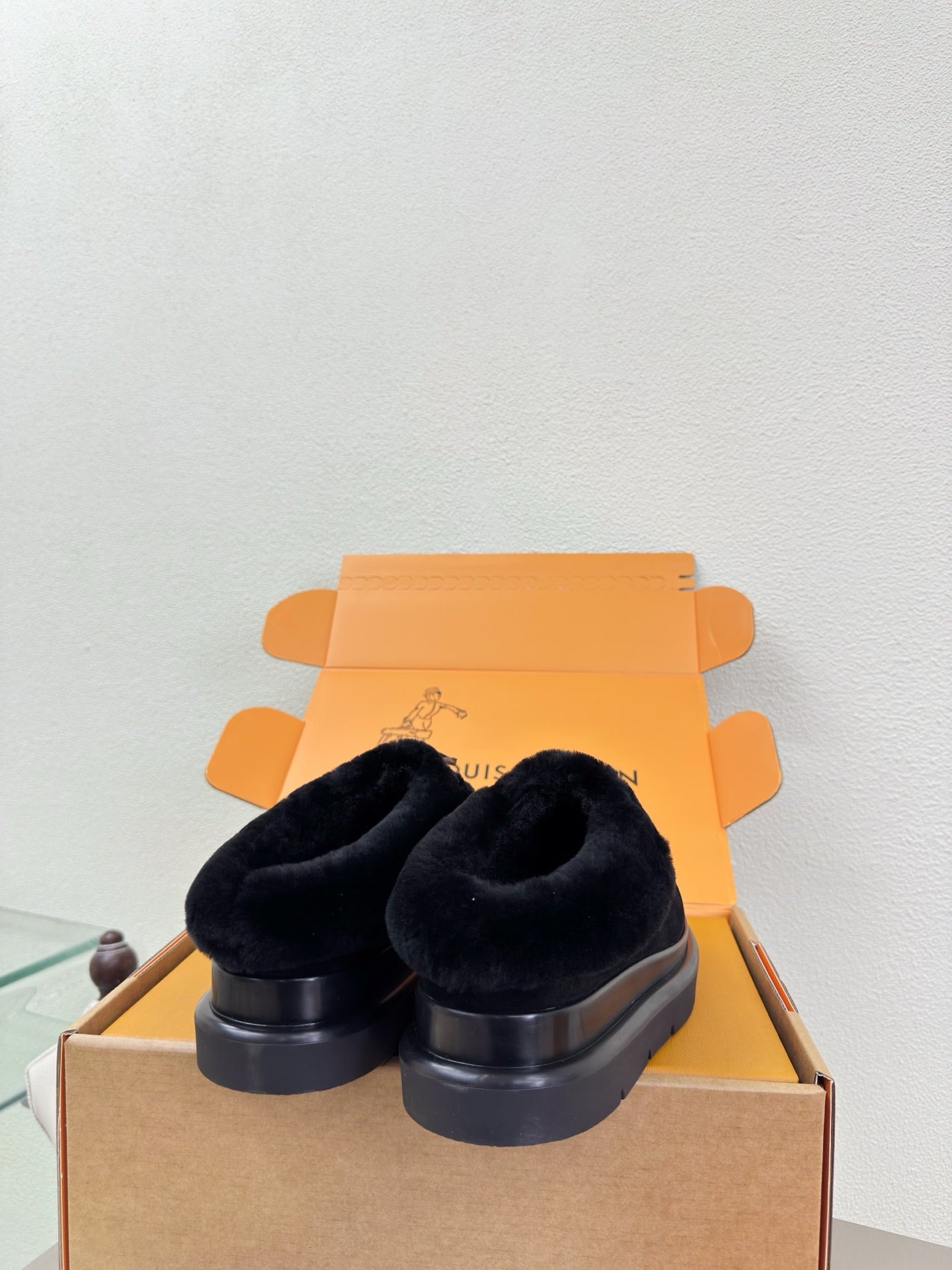 LV Lamb-lined Platform Slippers Black Lamb Wool Suede 566892