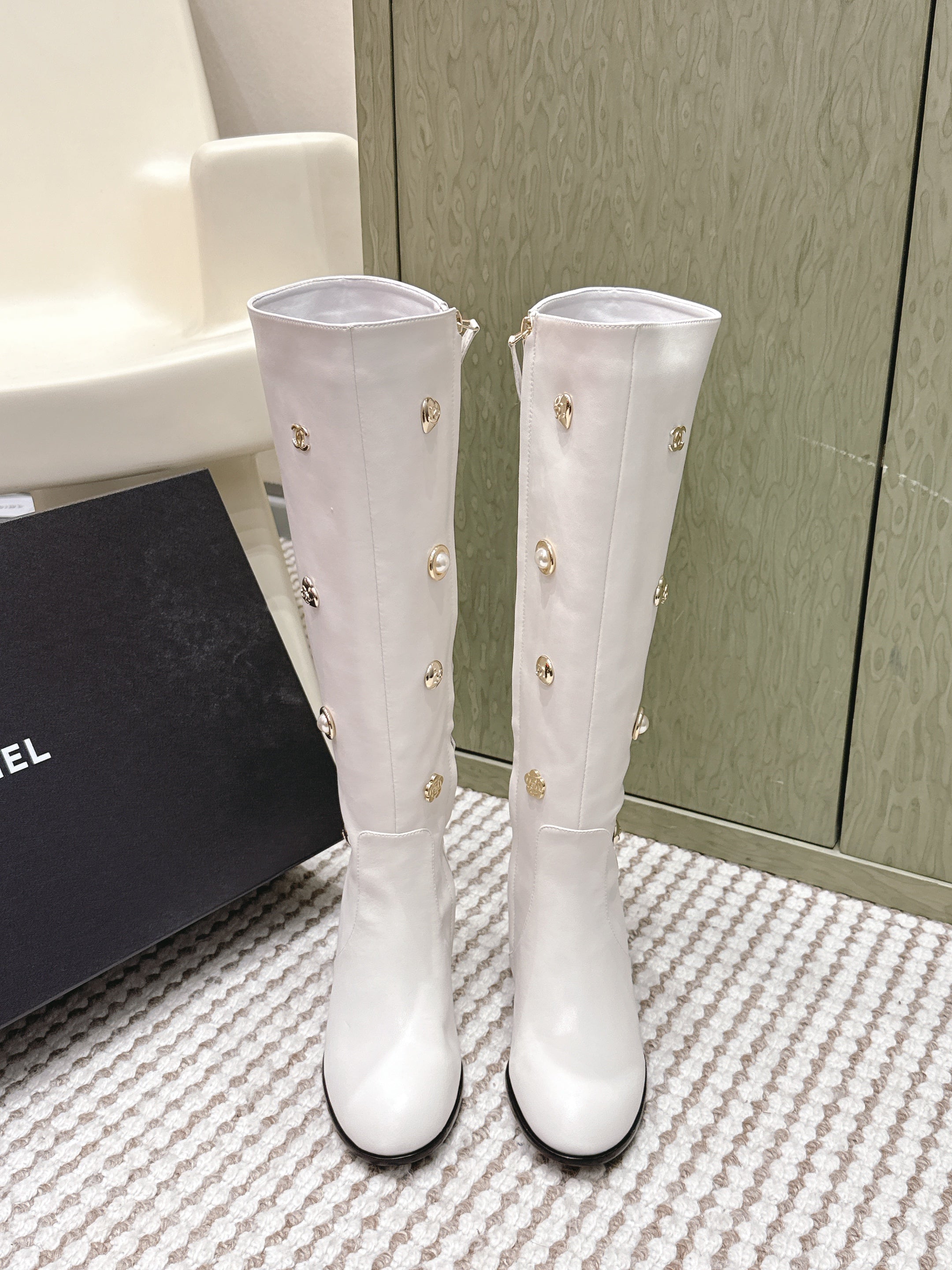 Chanel Riding Boots  White Lambskin 567791