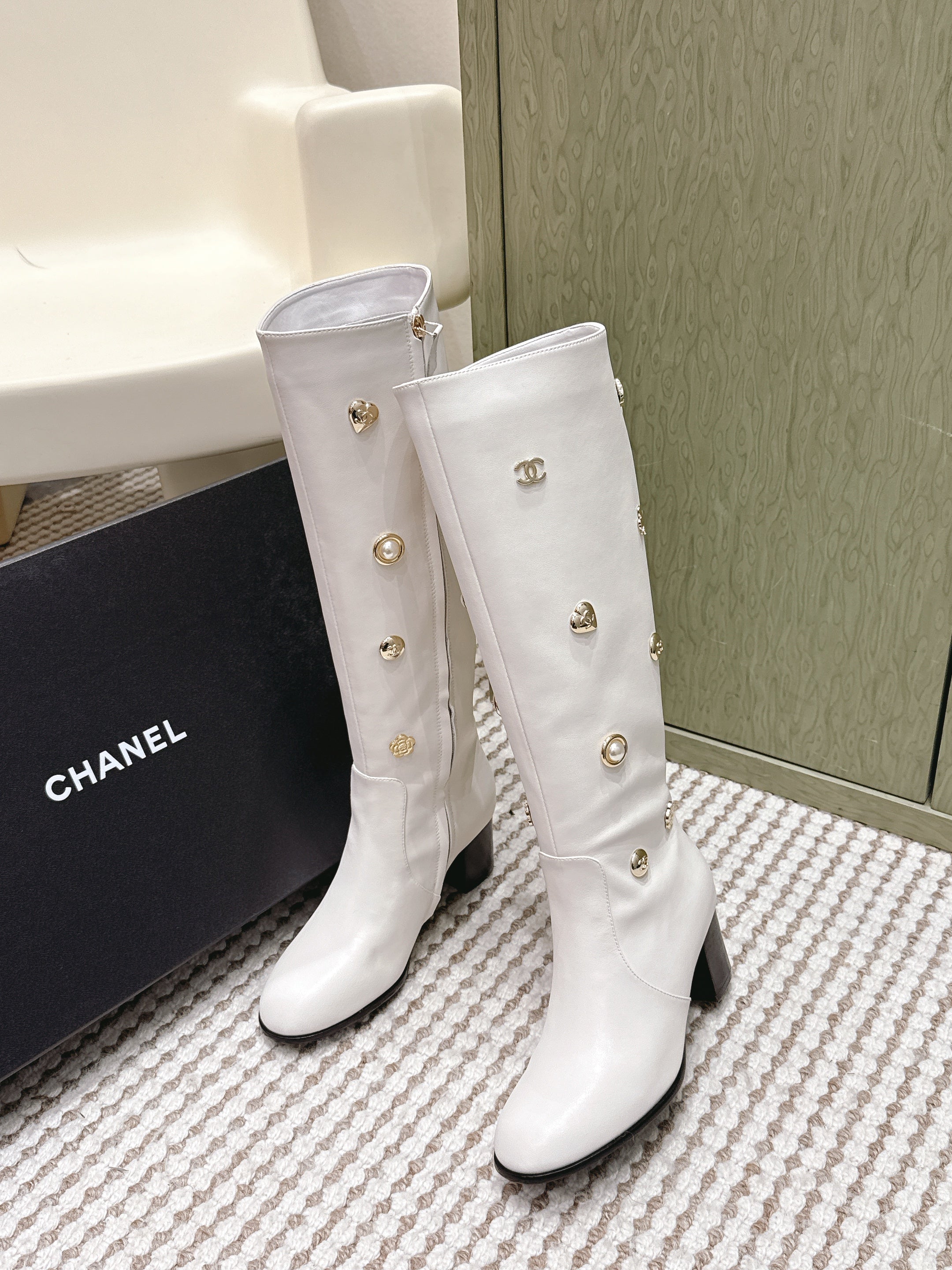 Chanel Riding Boots  White Lambskin 567791