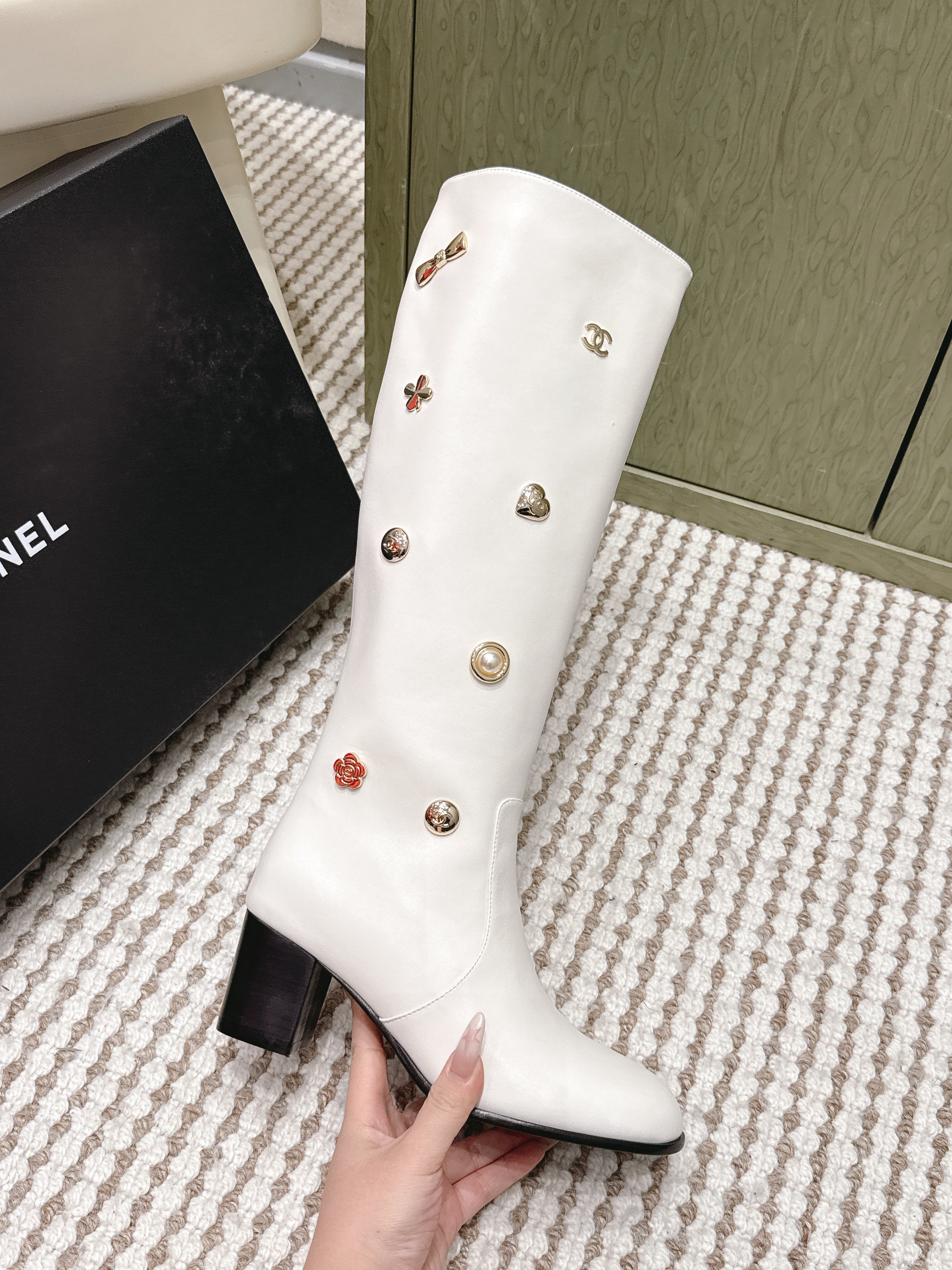 Chanel Riding Boots  White Lambskin 567791
