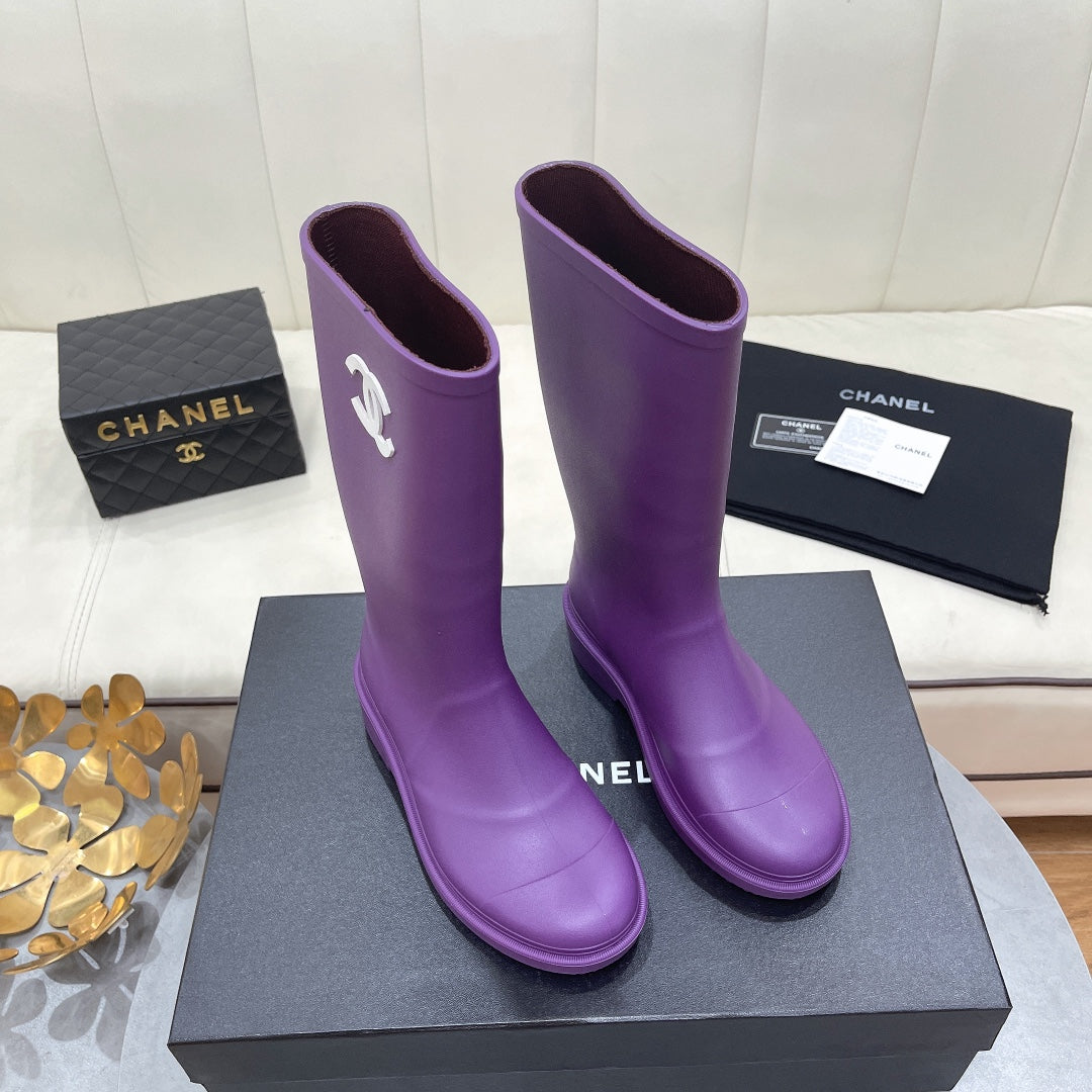 Chanel 26 Vintage Rain Boots Purple Sheepskin 476070