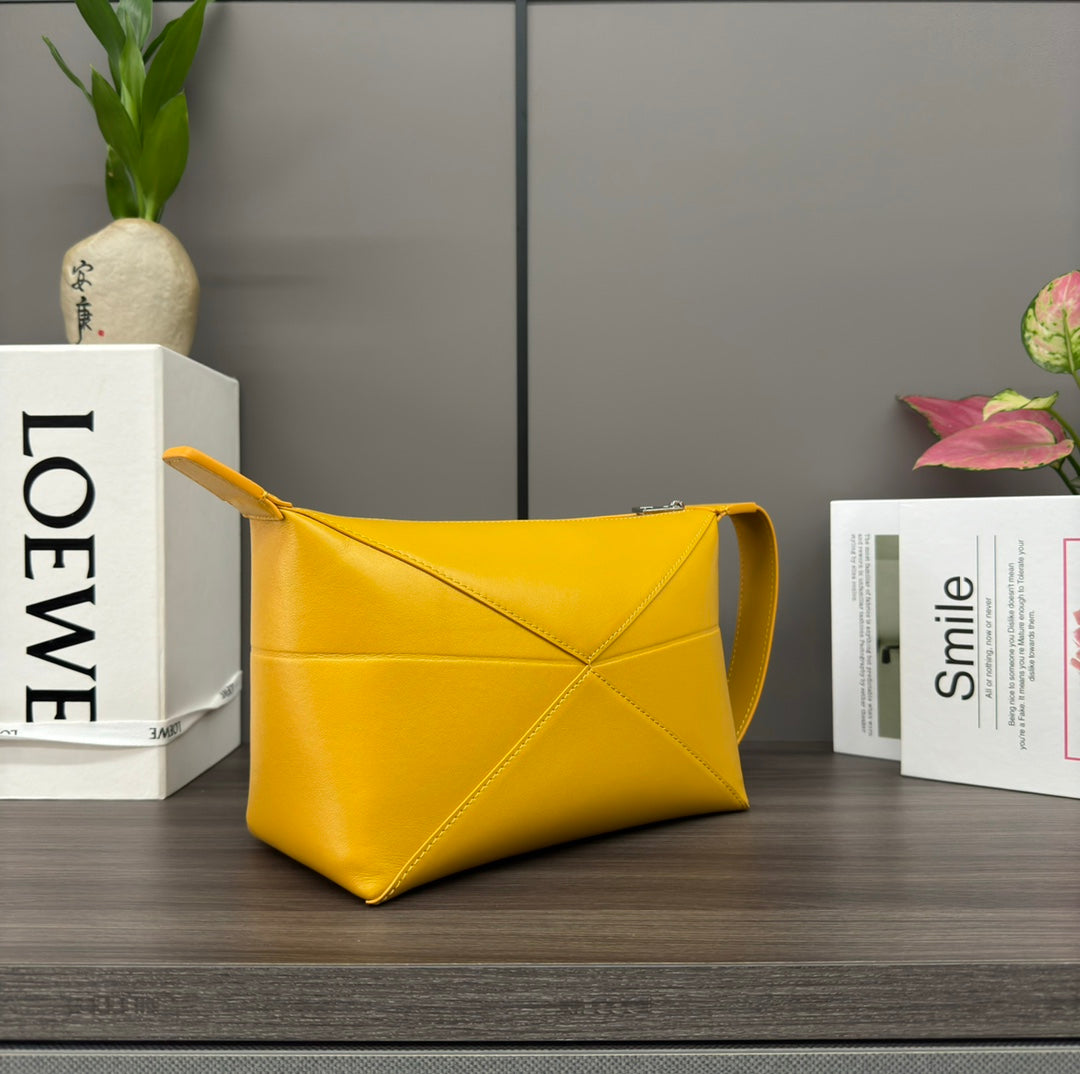 Loewe Puzzle Fold 22cm Handbag in Yellow Glossy Calfskin 274158