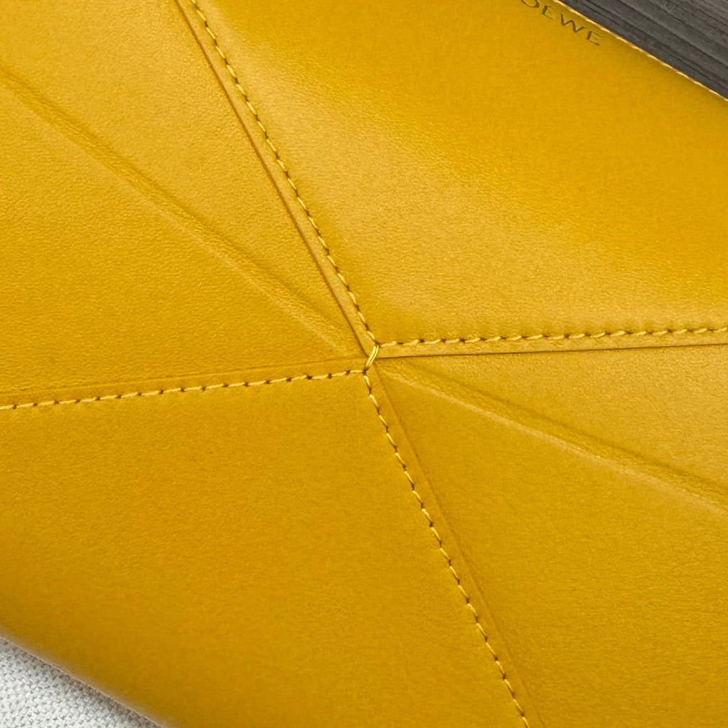 Loewe Puzzle Fold 22cm Handbag in Yellow Glossy Calfskin 274158