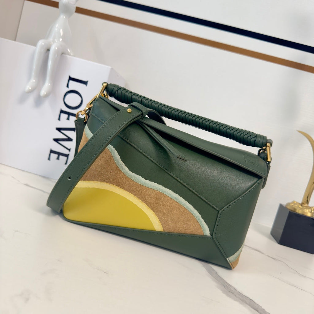 Loewe Puzzle Handbag 24 in Green mix Yellow Suede 274168