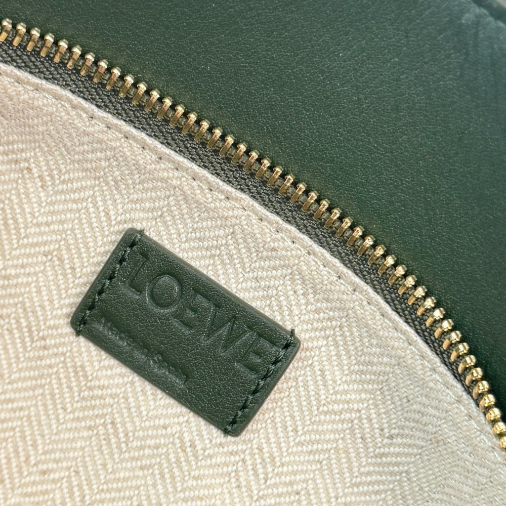 Loewe Puzzle Handbag 24 in Green mix Yellow Suede 274168