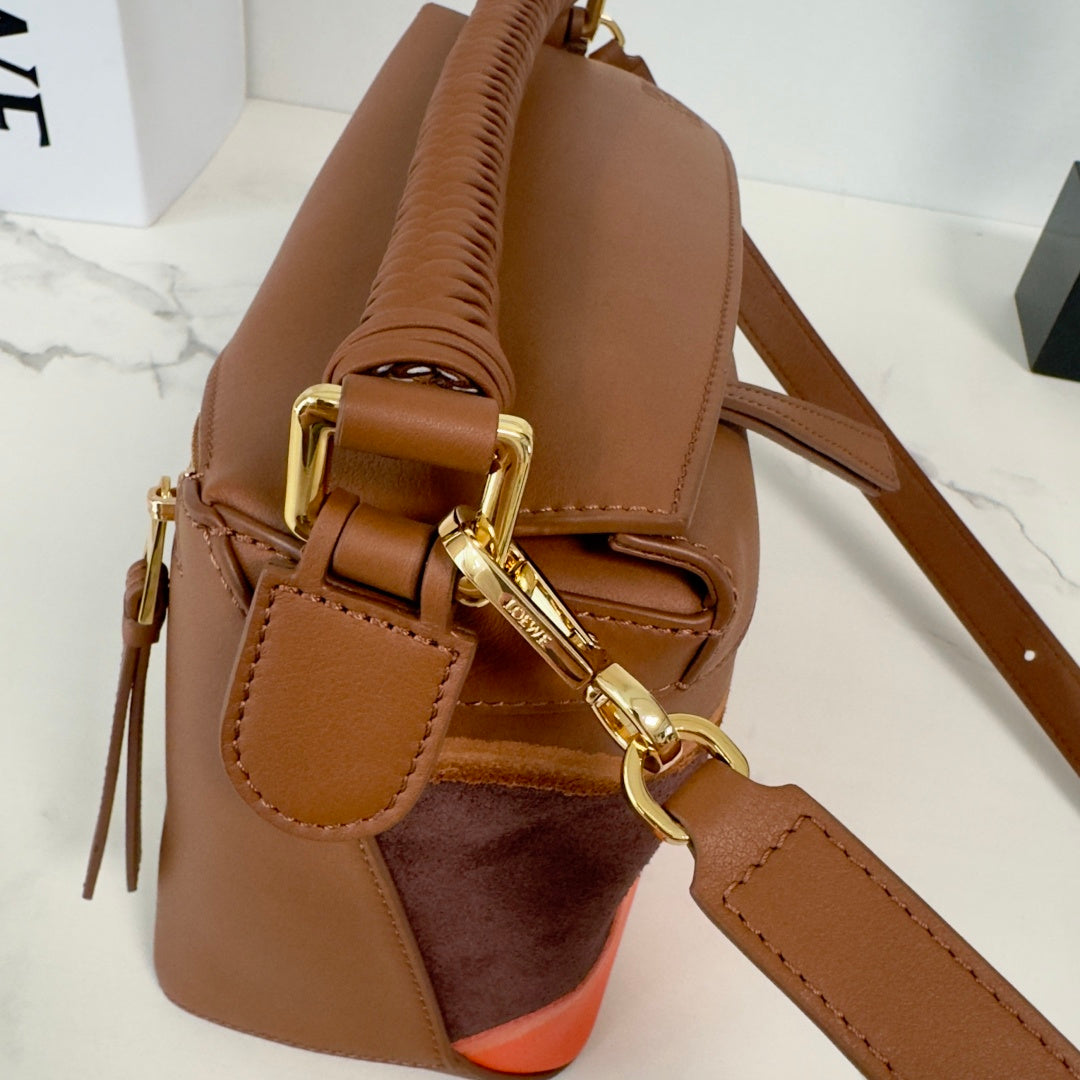 Loewe Puzzle Handbag 24 in Pecan/Parrot Pink Suede 274171