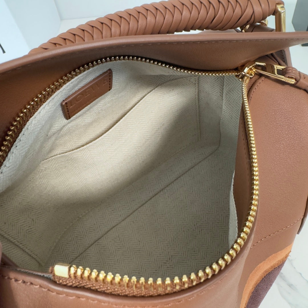 Loewe Puzzle Handbag 24 in Pecan/Parrot Pink Suede 274171