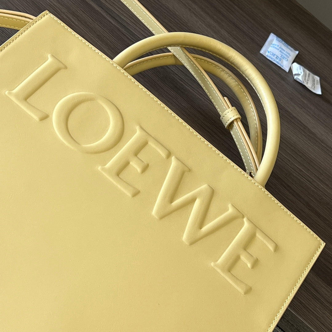 LOE Standard A5 Tote bag in Glossy Yellow Calfskin 274265