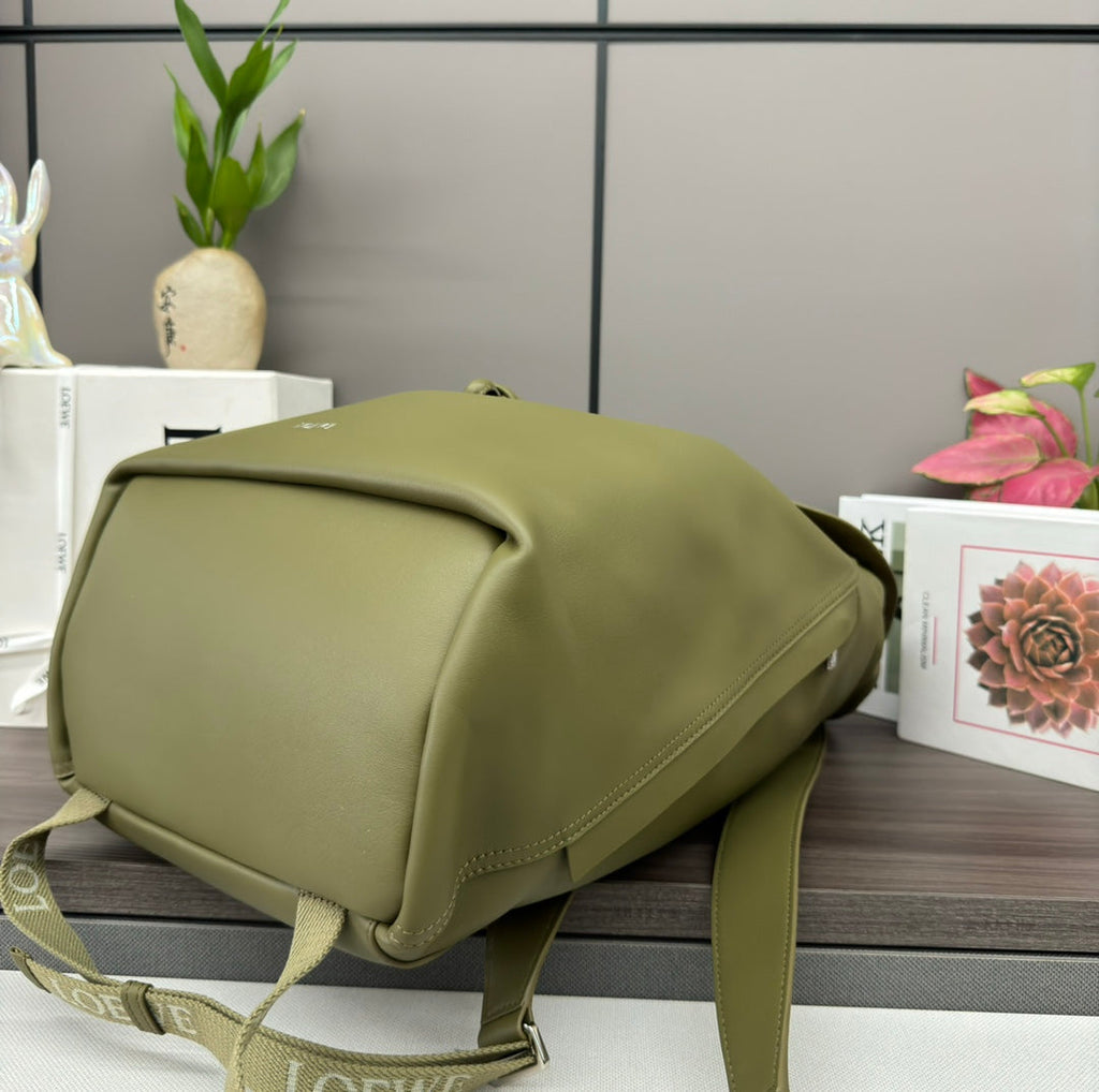 Loewe Flamenco BackPack 36 Green Calfskin 274688