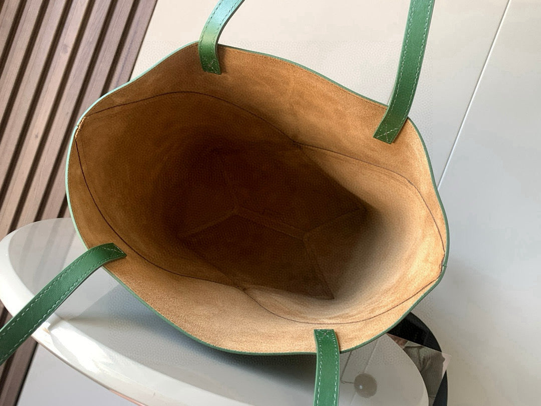 LOE 31 Medium Puzzle Fold Tote In Amber Hunter Green Glossy Cowhide 274319