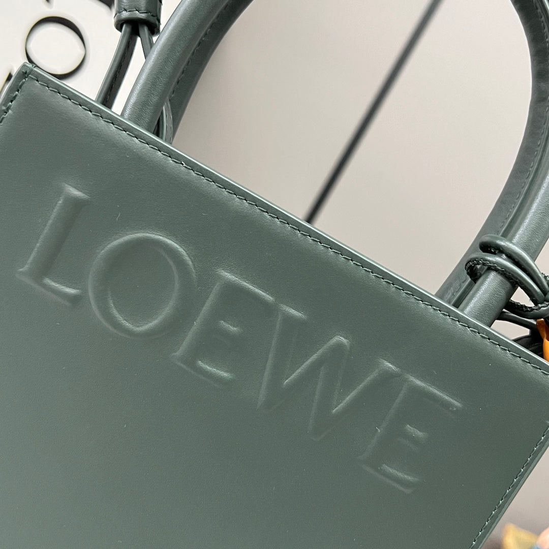 LOE Standard A5 Tote bag in Glossy Green Calfskin Leather 274271