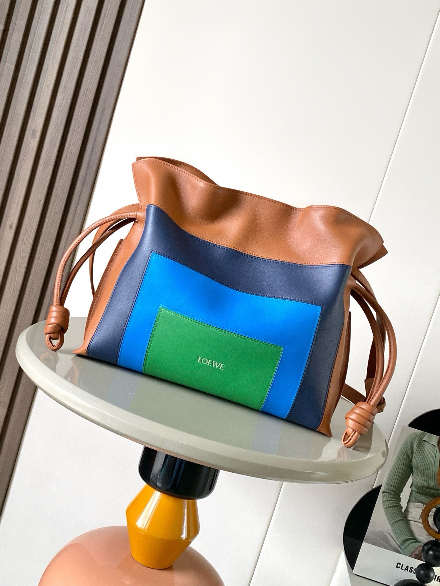 Loewe Flamenco Clutch Medium 30 Caramel Bright Green Nappa Lambskin