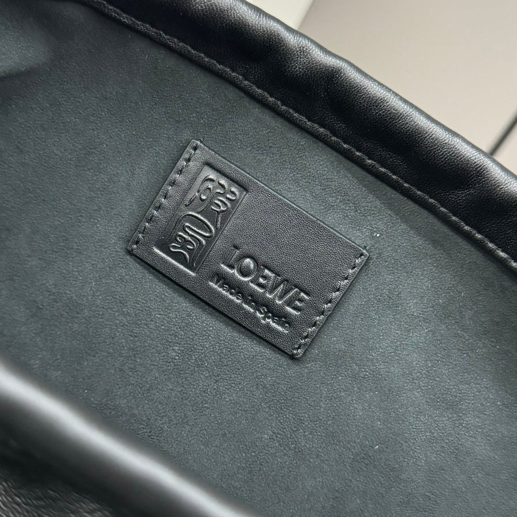 Loewe Hammock Compact 17 Handbag in Black Calfskin 274137