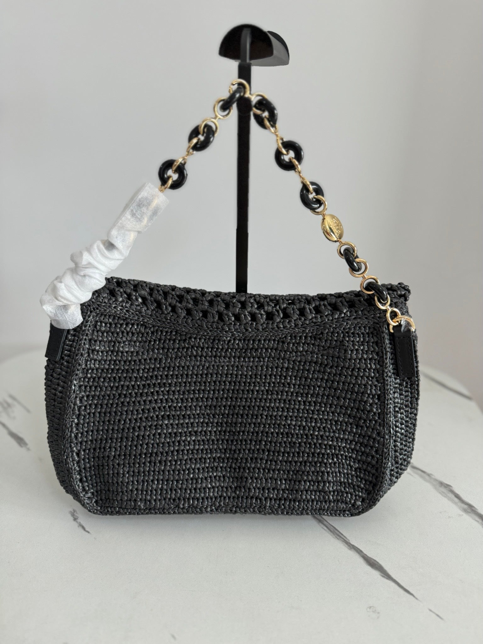 LOE Ola Bag 26 Black in Raffia and Calfskin 274683