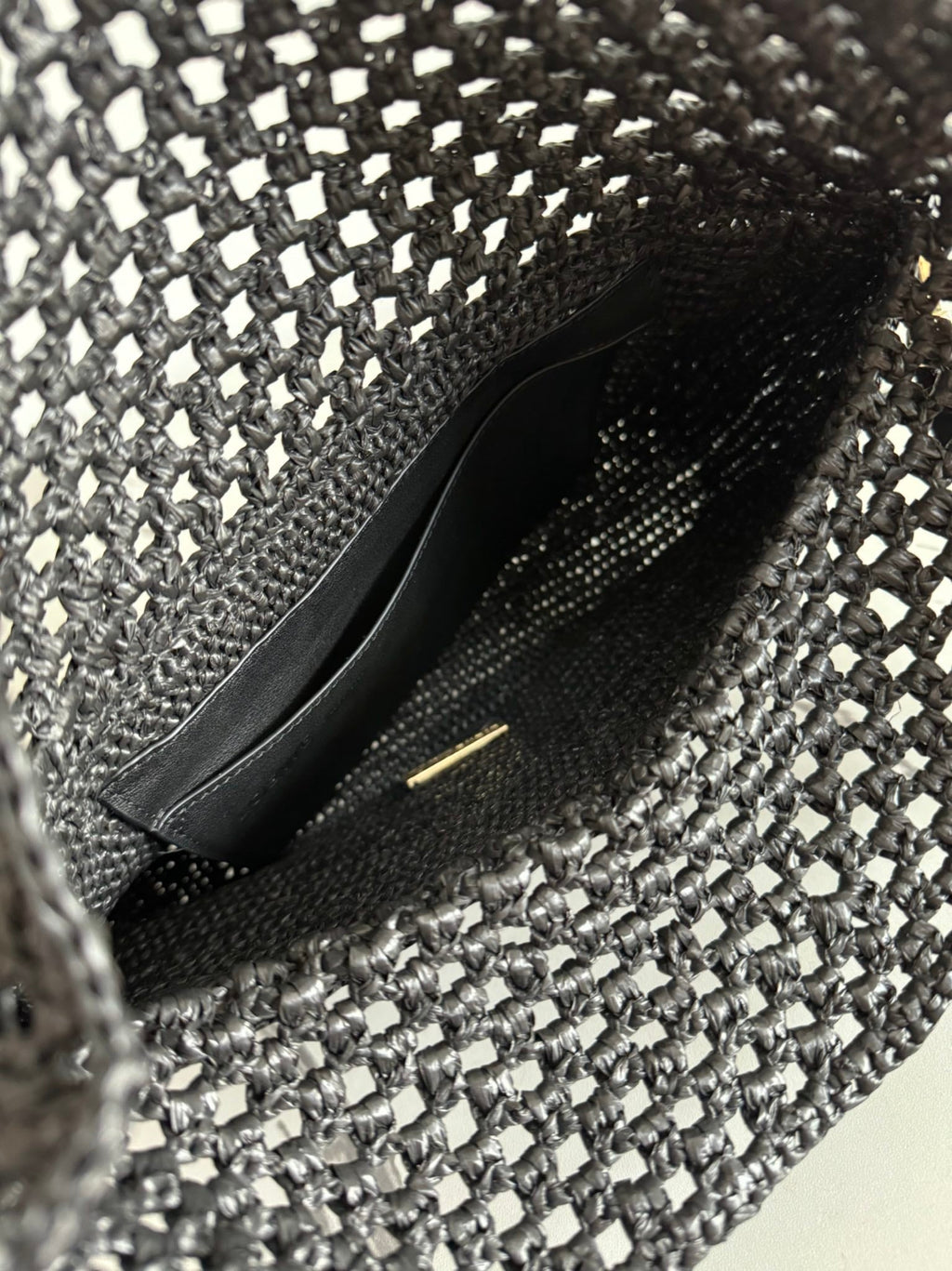 LOE Ola Bag 26 Black in Raffia and Calfskin 274683
