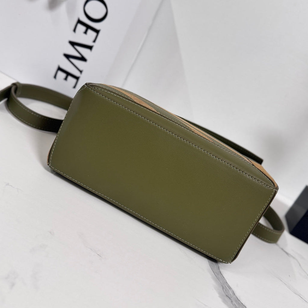 Loewe Small Puzzle bag 24 in Classic Green Cowhide and Suede 274495