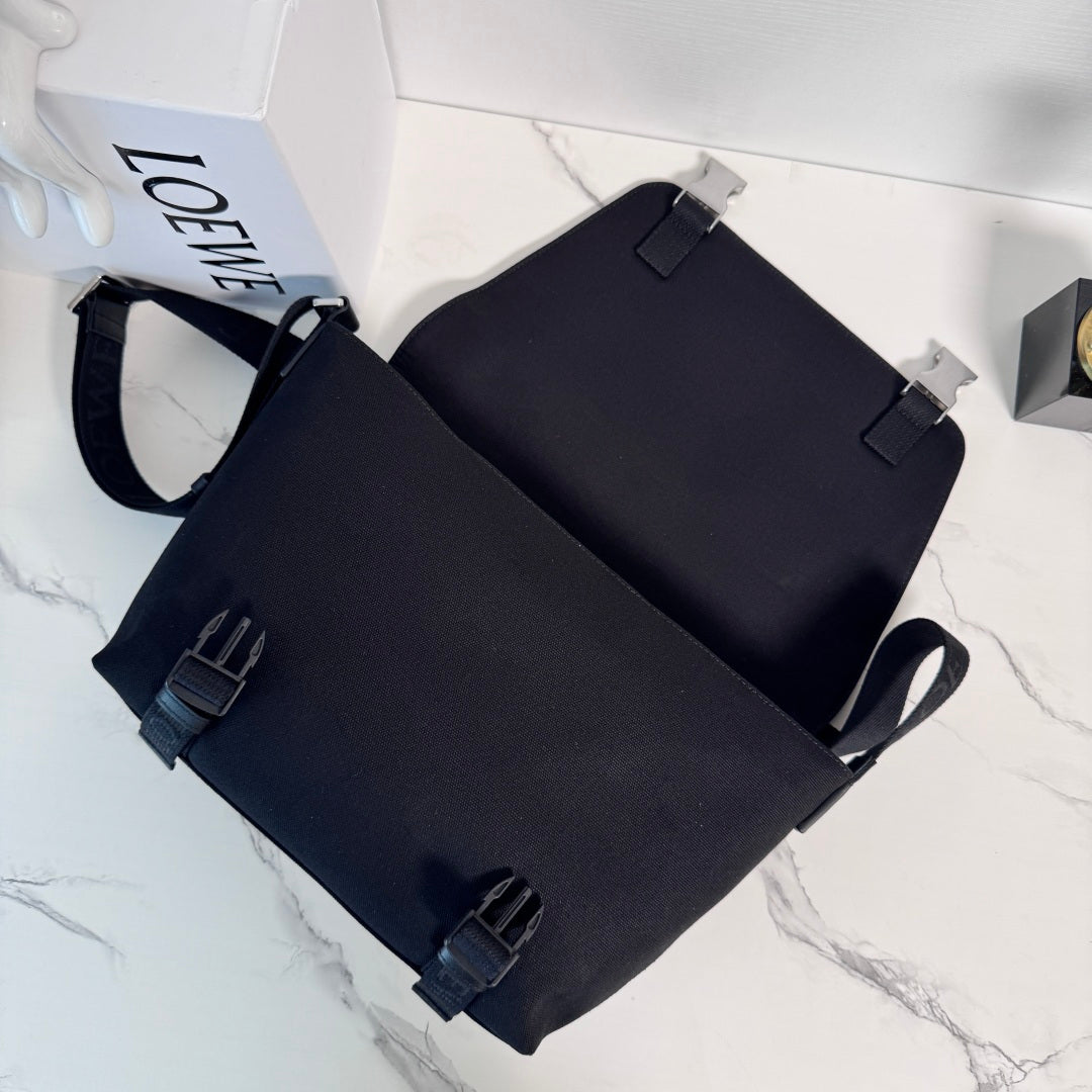 Loewe Medium Flex bag in Black mix Brown Suede/Canvas 274484