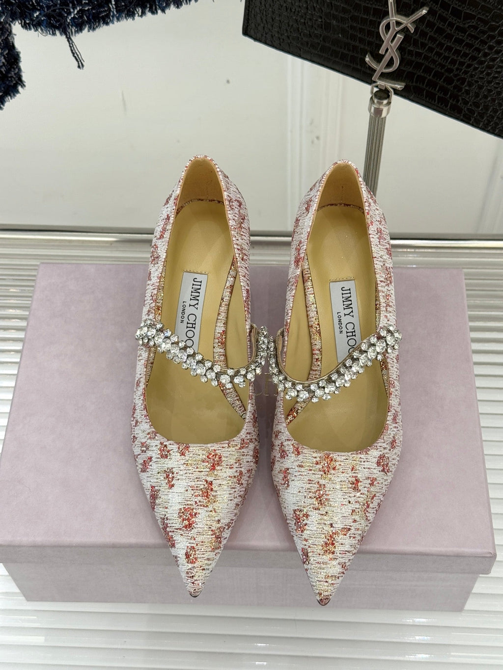 Jimmy Choo Classic Diamond Chain Point Toe High Heels Light Pink Sheepskin 573545