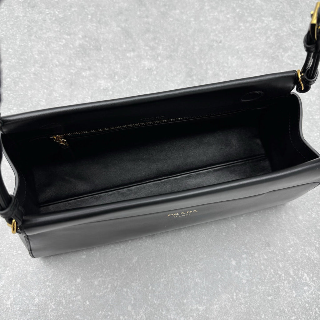 Prada Fall/Winter Runway Handbag 32 Black in Cowhide