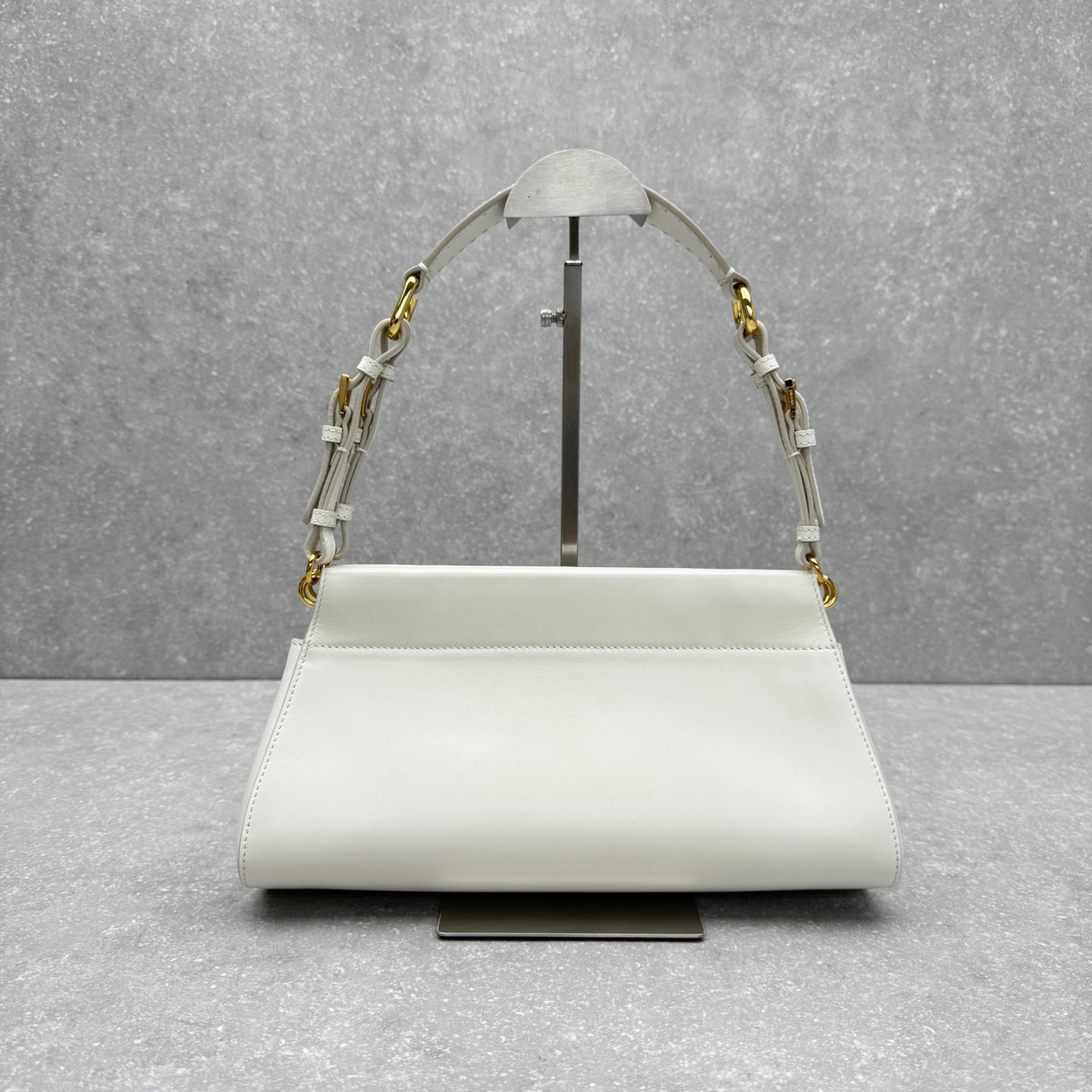 Prada Fall/Winter Runway Handbag 32 White in Cowhide
