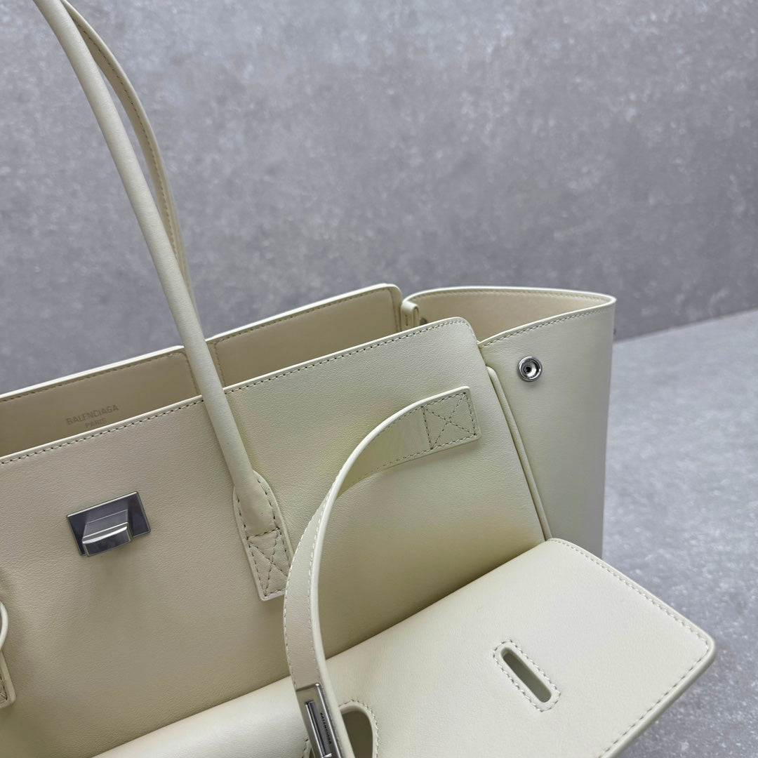 Bel Air Carry All Bag 30 in White Nappa Lambskin Silver Hardware