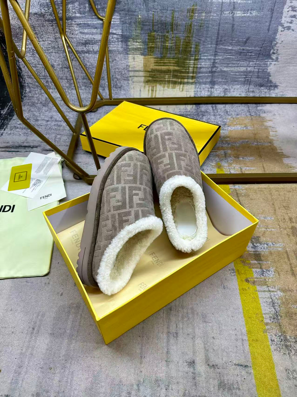 Fendi Round-toe Flat Loafer Grey Suede 575425