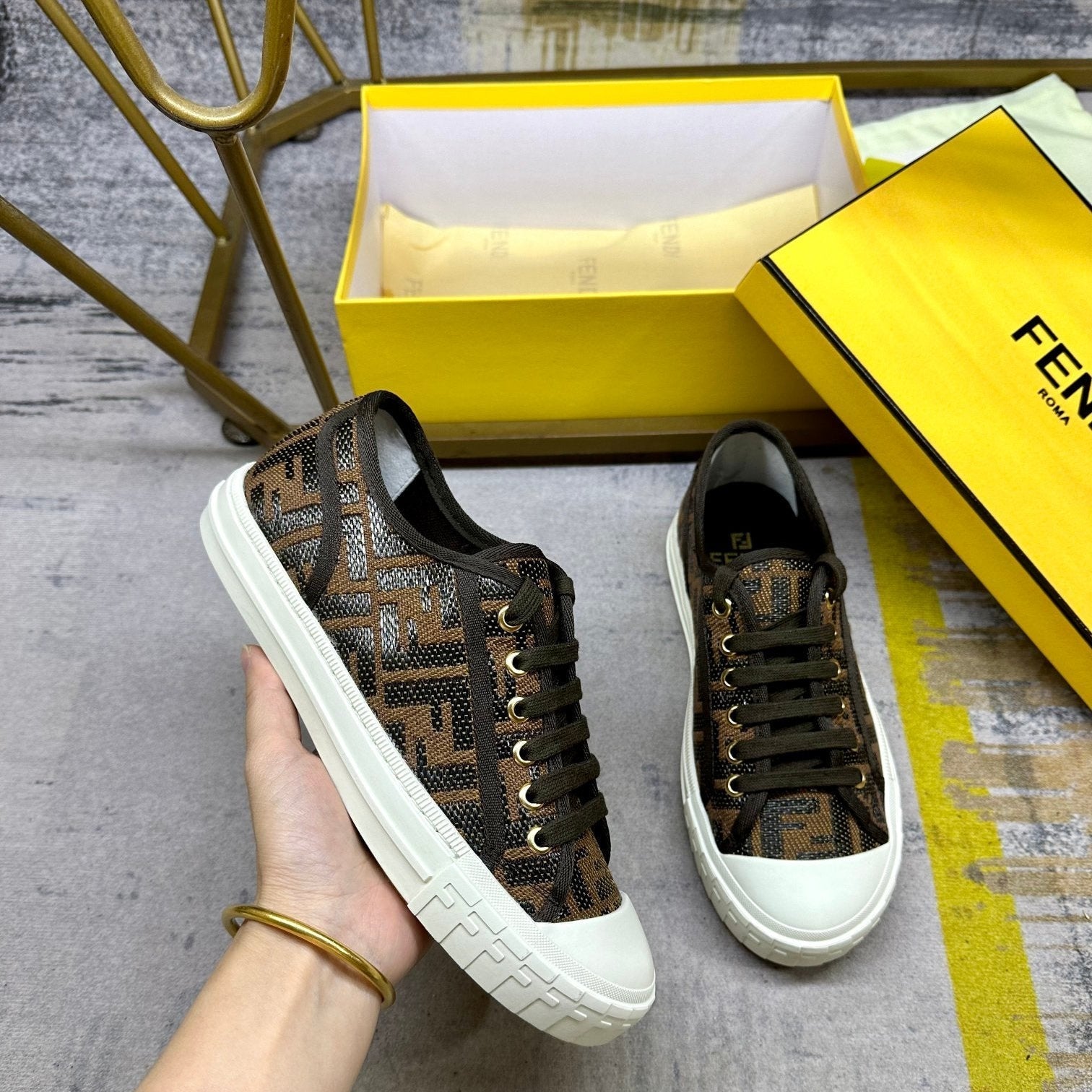 Fendi New Dimino Sneakers Brown Canvas 575424