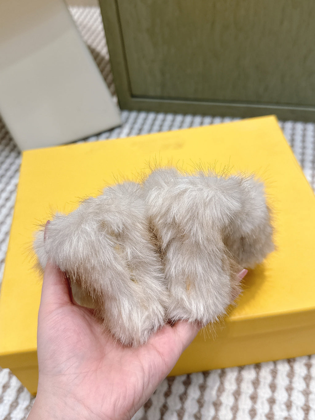 Fendi Fur Slip-On Ivory Rabbit Fur 568917