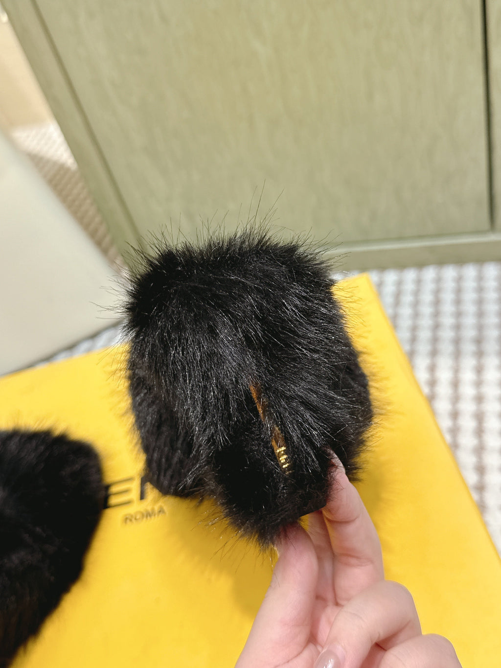 Fendi Fur Slip-On Black Rabbit Fur 568916