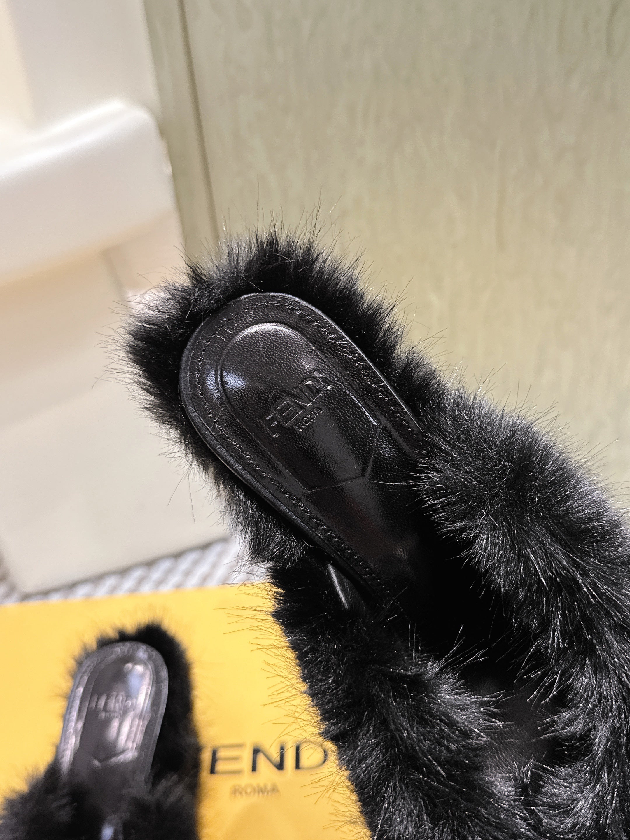 Fendi Fur Slip-On Black Rabbit Fur 568916