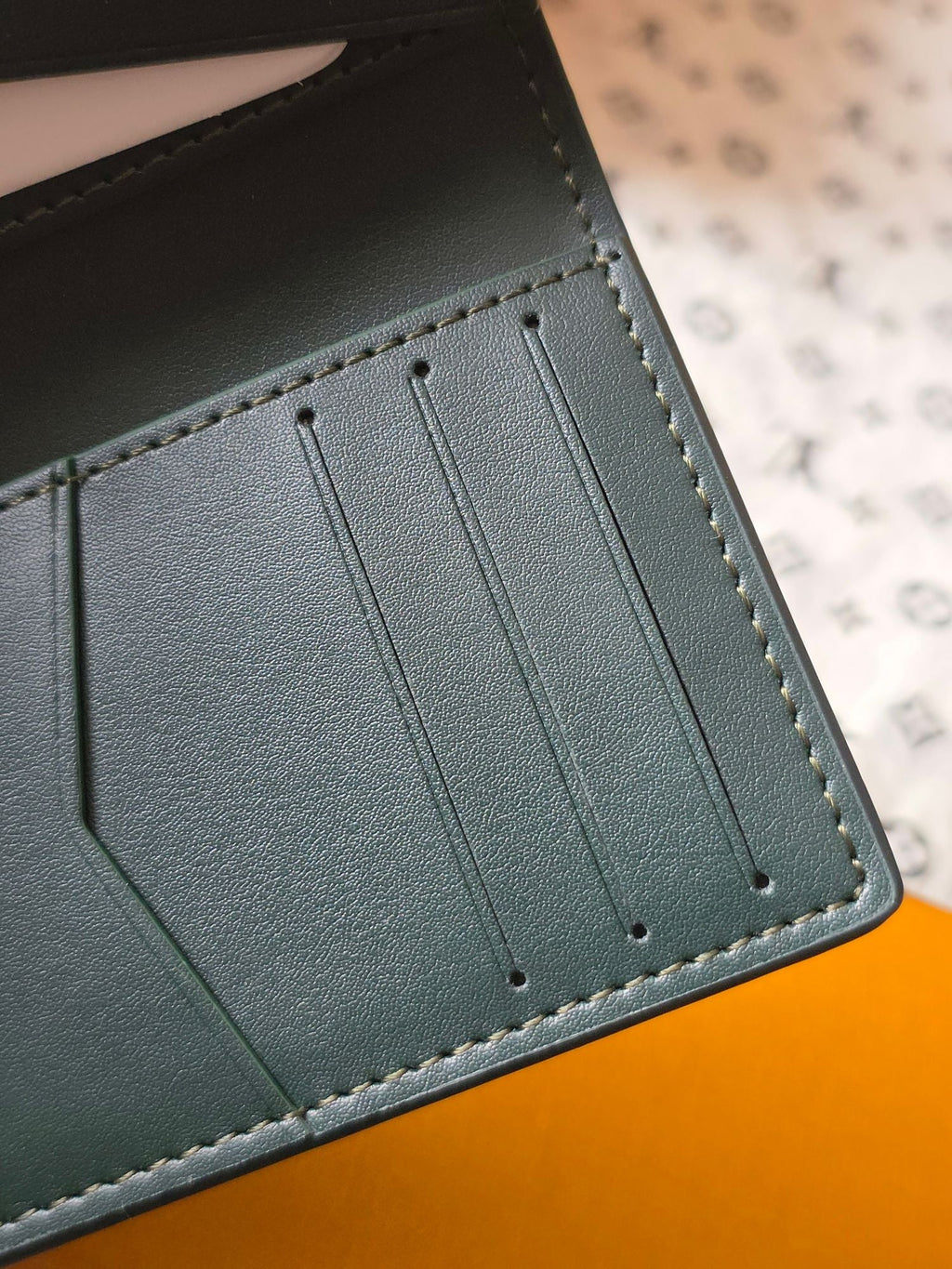 LV Pocket Dark Gray Wallet in Montgomery calfskin 274803