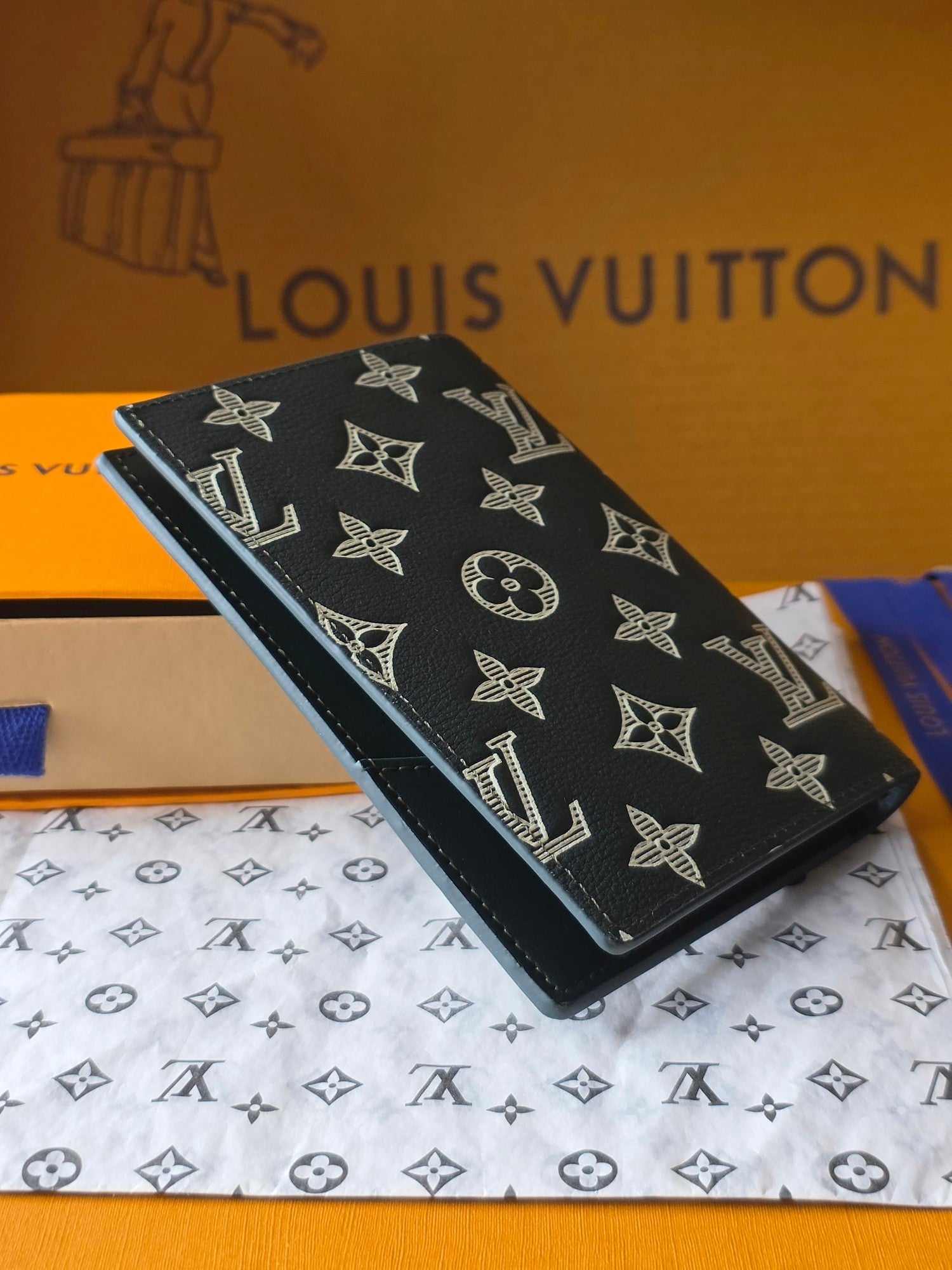 LV Passport Holder 14 Dark Gray Wallet in Montgomery calfskin 274804