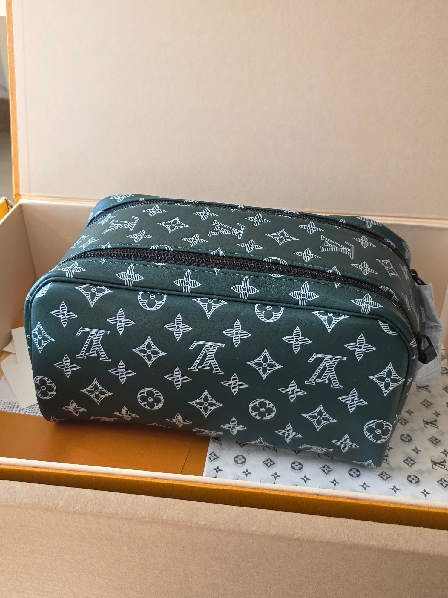 LV Cosmetic Bag 24 Dark Green Monogram Canvas Cowhide 274808