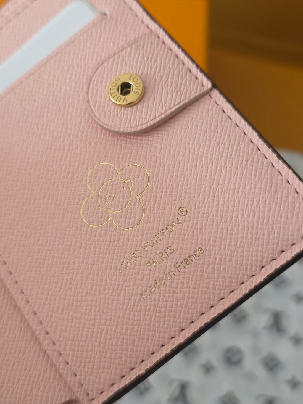 lV Lisa Wallet Vivienne Wintery Travel Brown Monogram Canvas 274900