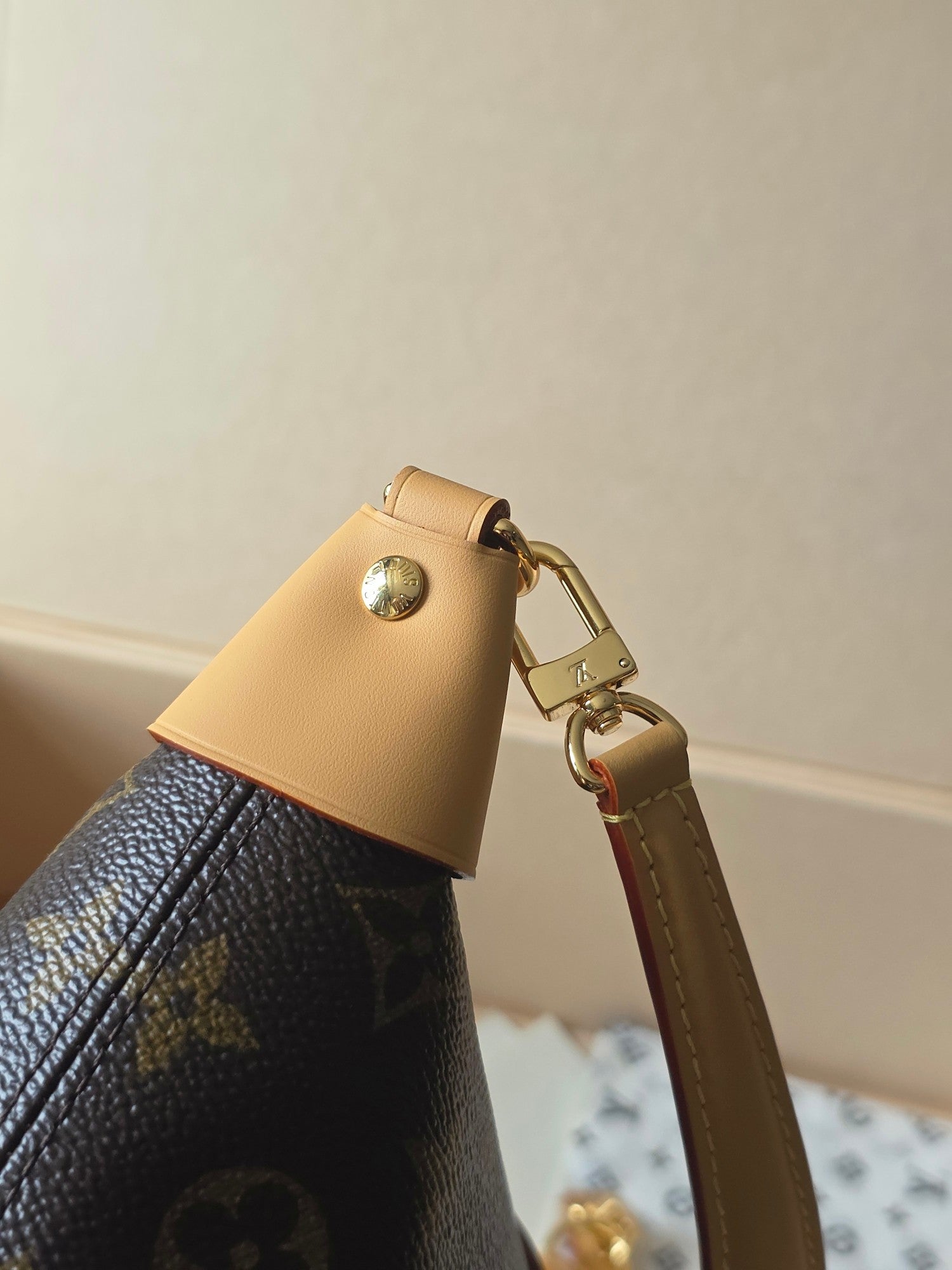 LV Pochette Mia Shoulder Bag Brown Monogram Canvas 275060