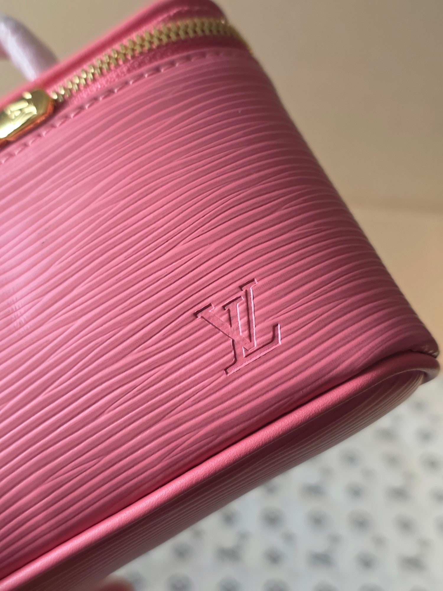 LV Nice Beauty Makeup Bag Pink Monogram 275216
