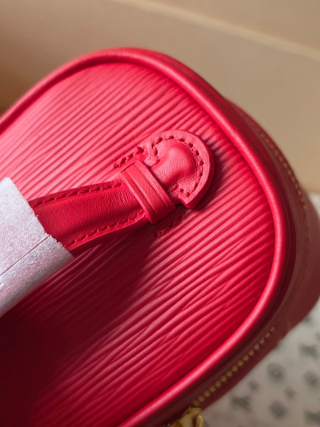 LV Nice Nano Cosmetic 10.2 Bag Rose Red Epi Leather 275221