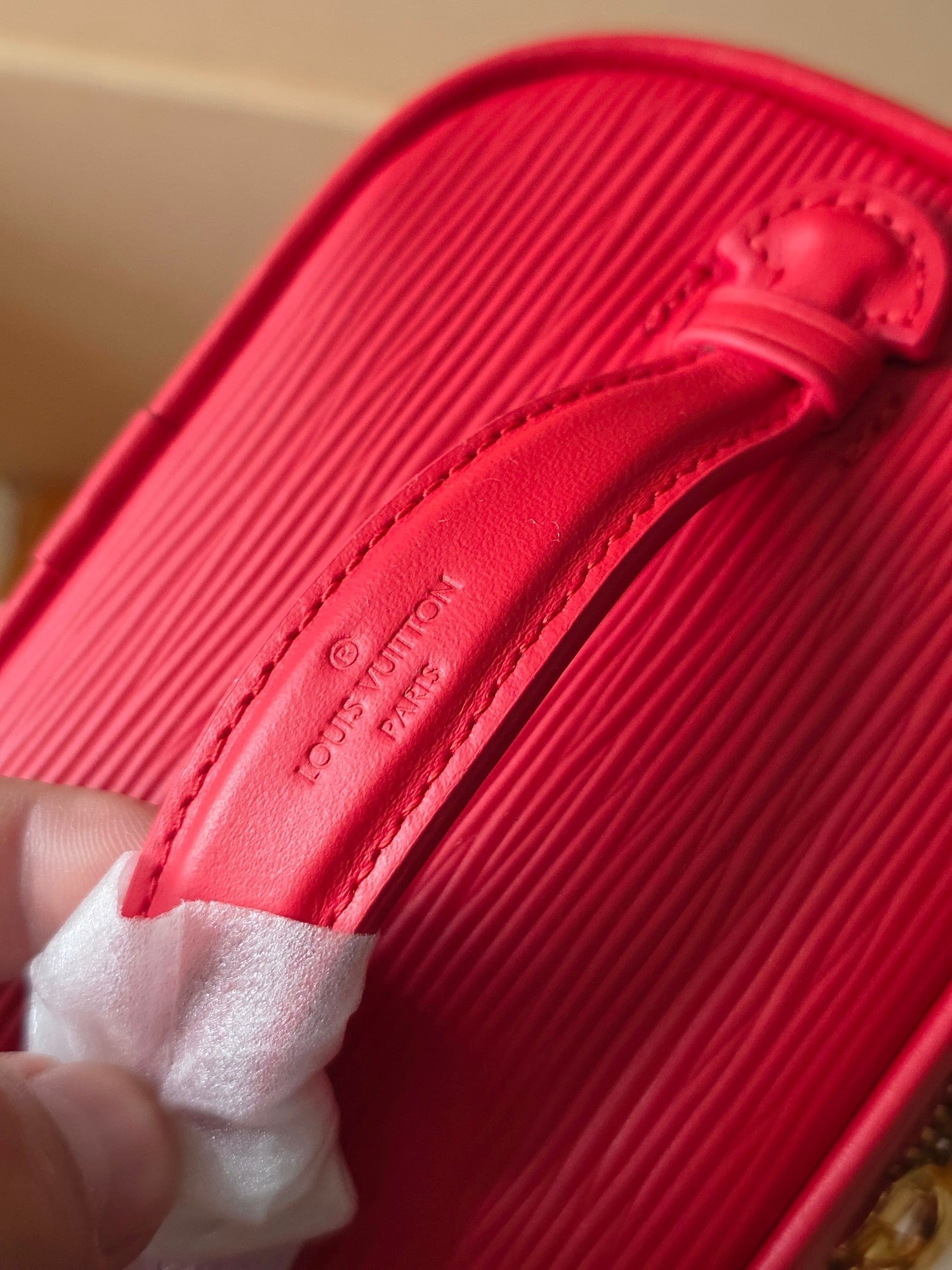 LV Nice Nano Cosmetic 10.2 Bag Rose Red Epi Leather 275221