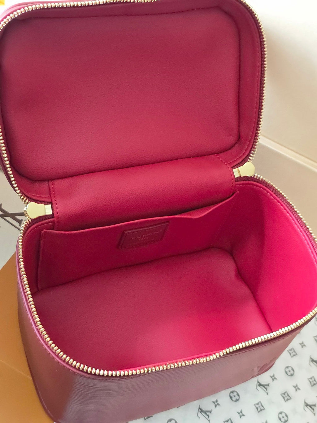 LV Nice Nano Cosmetic 20 Bag Burgundy Epi Leather 275224