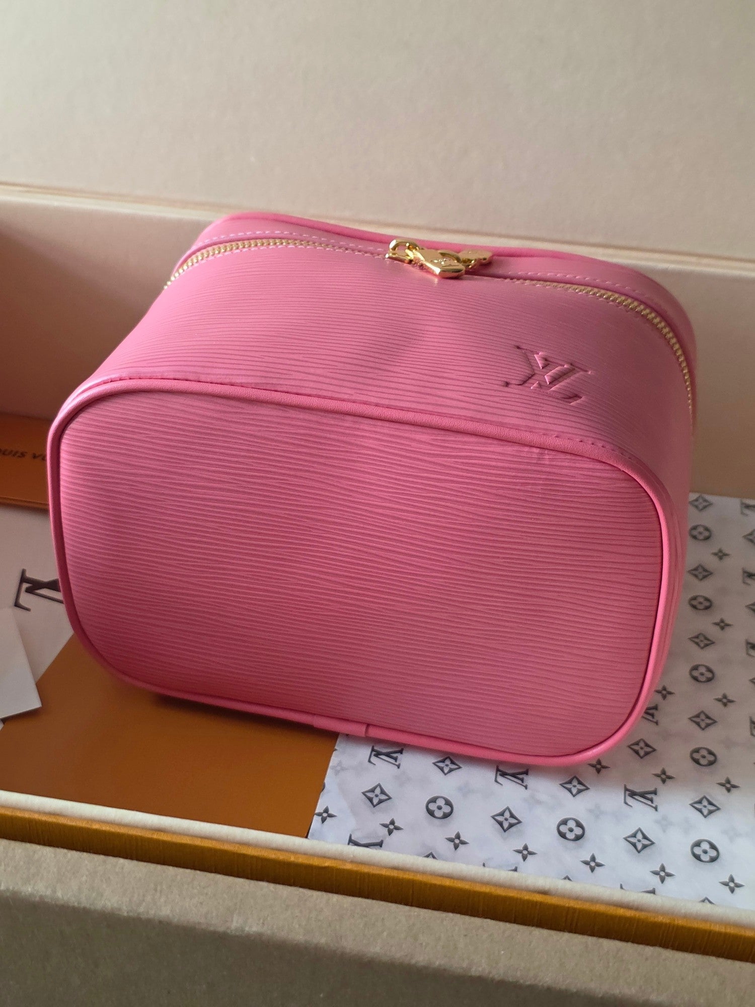 LV Nice Nano Cosmetic 20 Bag Pink Epi Leather 275225