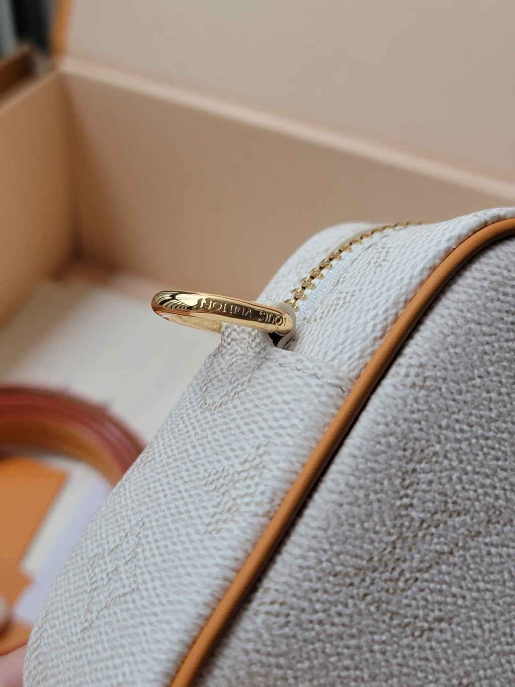 LV Trocadero Mini Handbag White in Monogram Canvas 275385