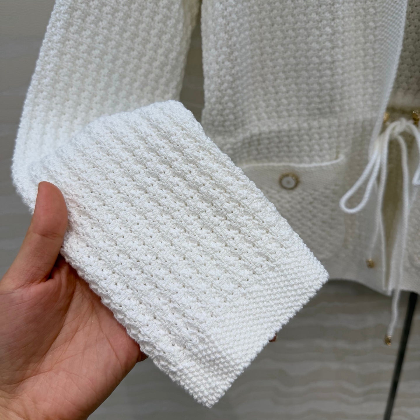 Chanel 26c Rhinestone Buckle Belt Cardigan White Wool 333715