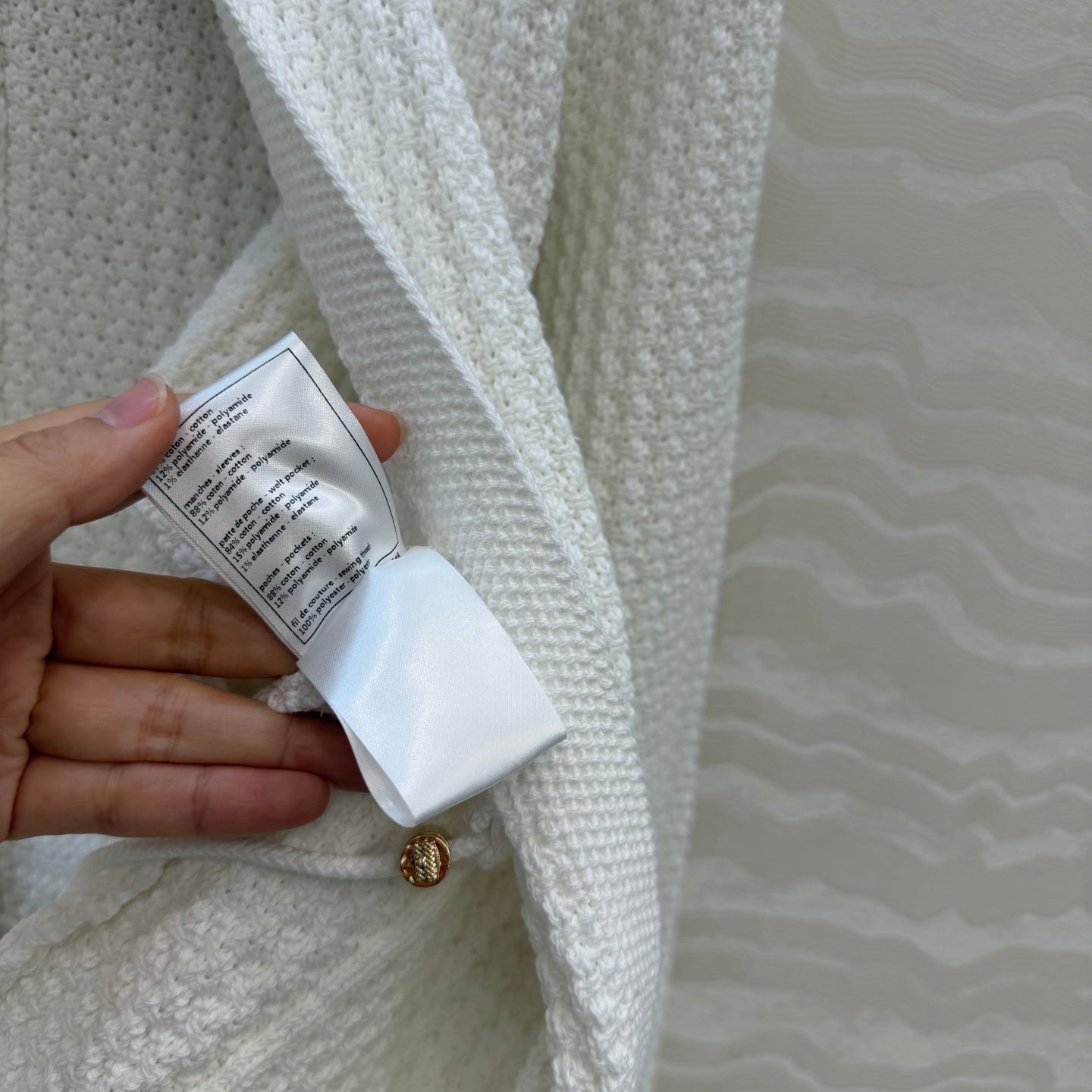 Chanel 26c Rhinestone Buckle Belt Cardigan White Wool 333715