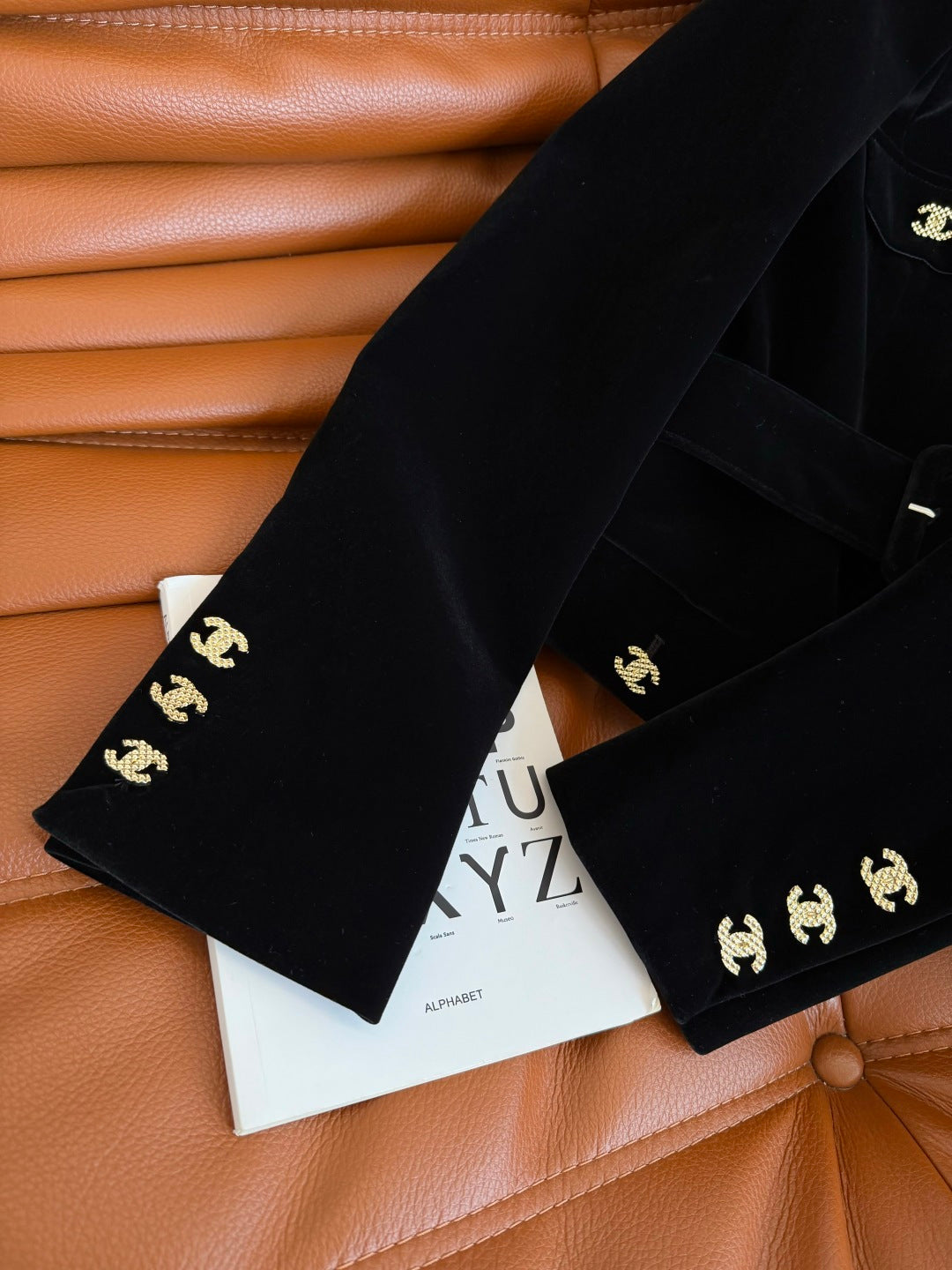 Chanel Vintag-style Velet Black Dress 315380