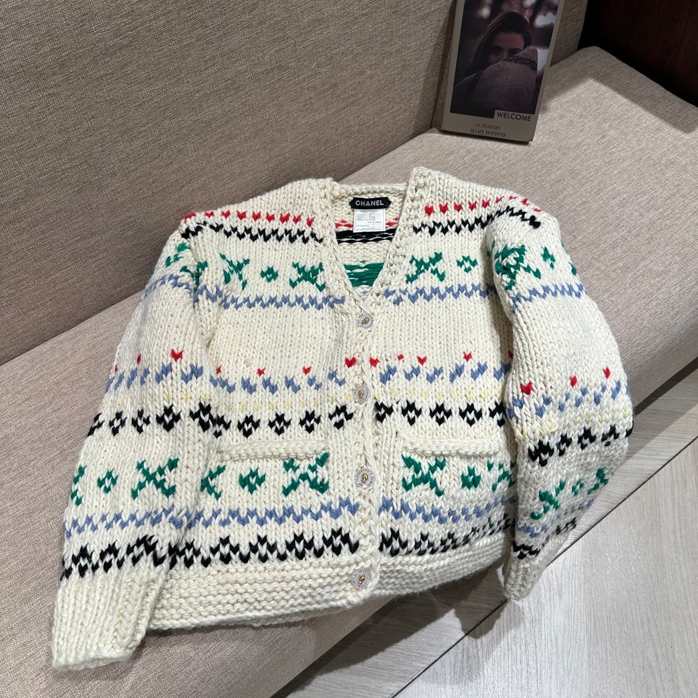 Chanel 25S Vintage White Colorful Cardigan Knitted 333181