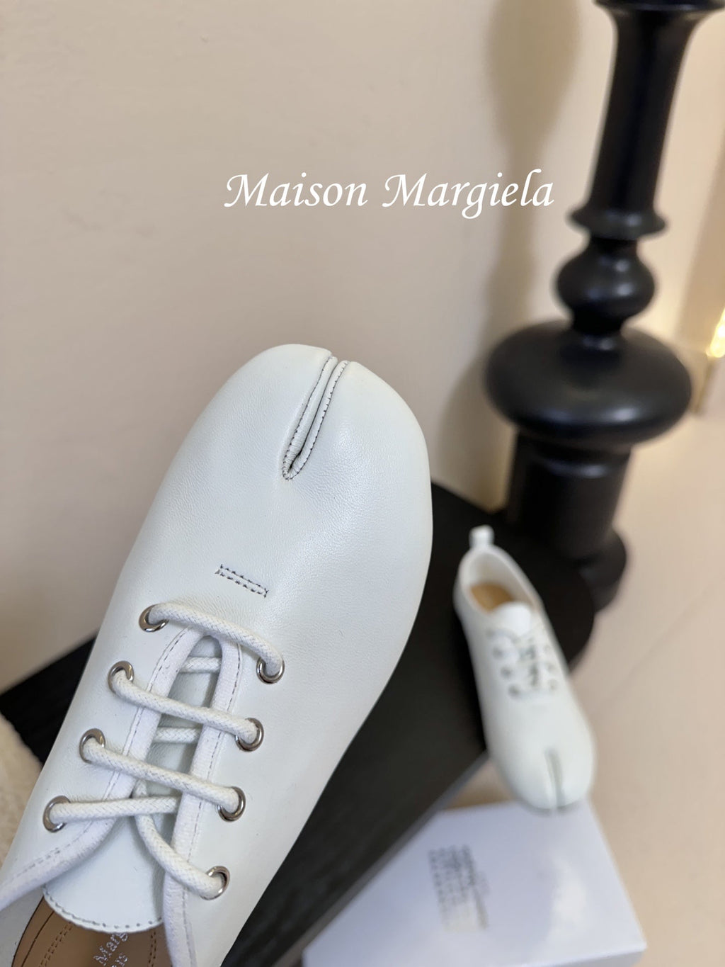 Maison Margiela Split-Toe White Mary Jane Flat in Sheepskin 580460